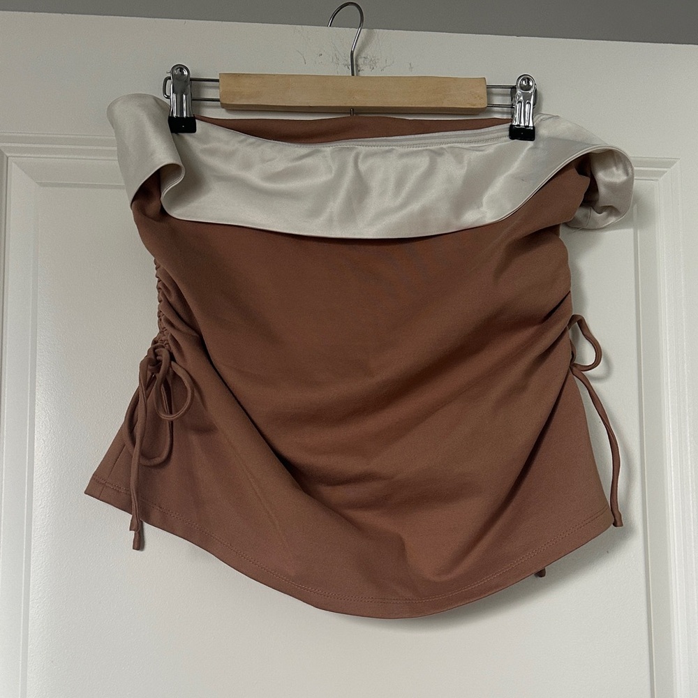 Anthropologie Cream and Brown Ruched Mini Top - Picture 6 of 7